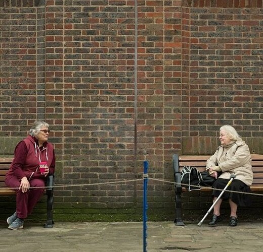 _111372876_socialdistancing